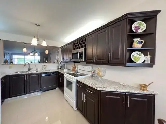 2603 NW 103rd Avenue, Sunrise FL 33322 photo 2