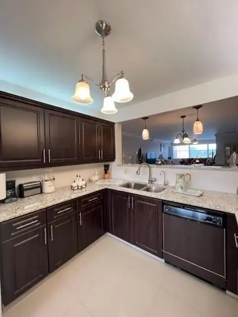 2603 NW 103rd Avenue, Sunrise FL 33322 photo 3