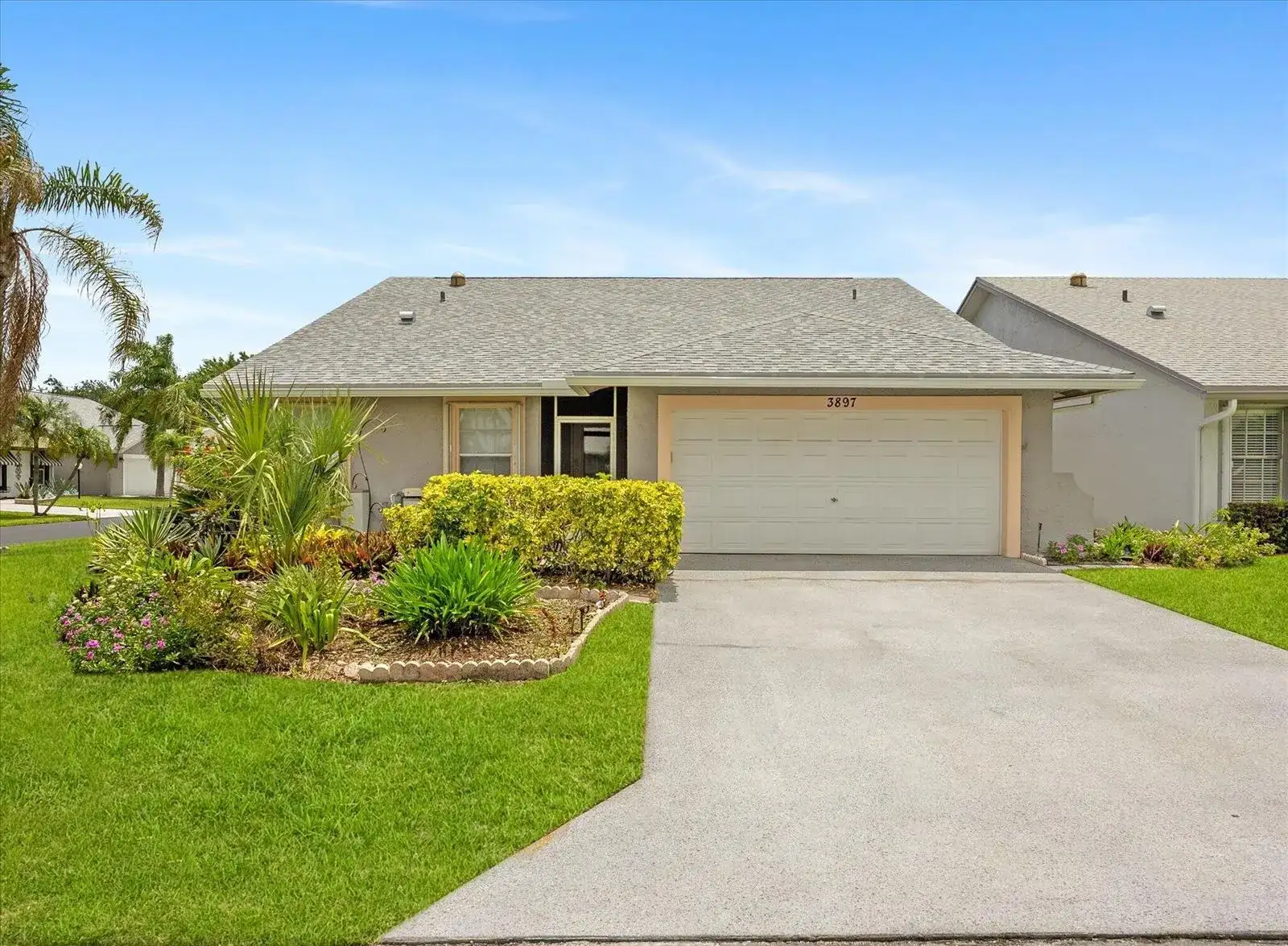 3897 Dafilee Circle, West Palm Beach FL 33417 photo 2