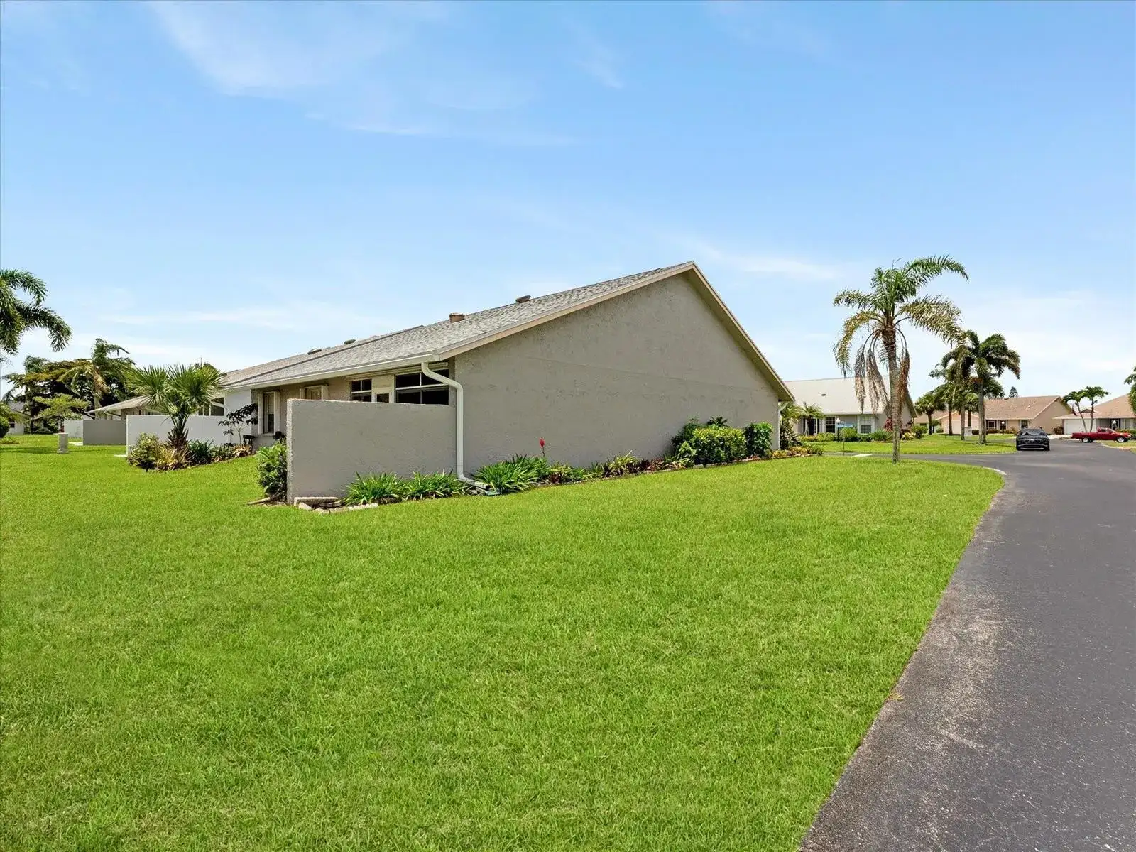 3897 Dafilee Circle, West Palm Beach FL 33417 photo 4