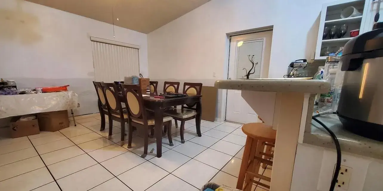 3004 SE Suntan Ct Court SE, Palm Bay FL 32909