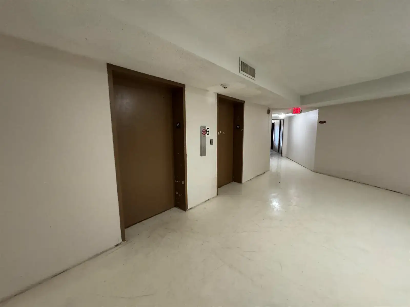 2025 NE 164th Street # 601, North Miami Beach FL 33162 photo 3