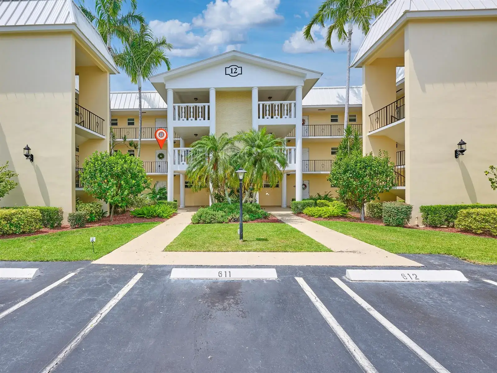 12 Colonial Club Drive # 202, Boynton Beach FL 33435