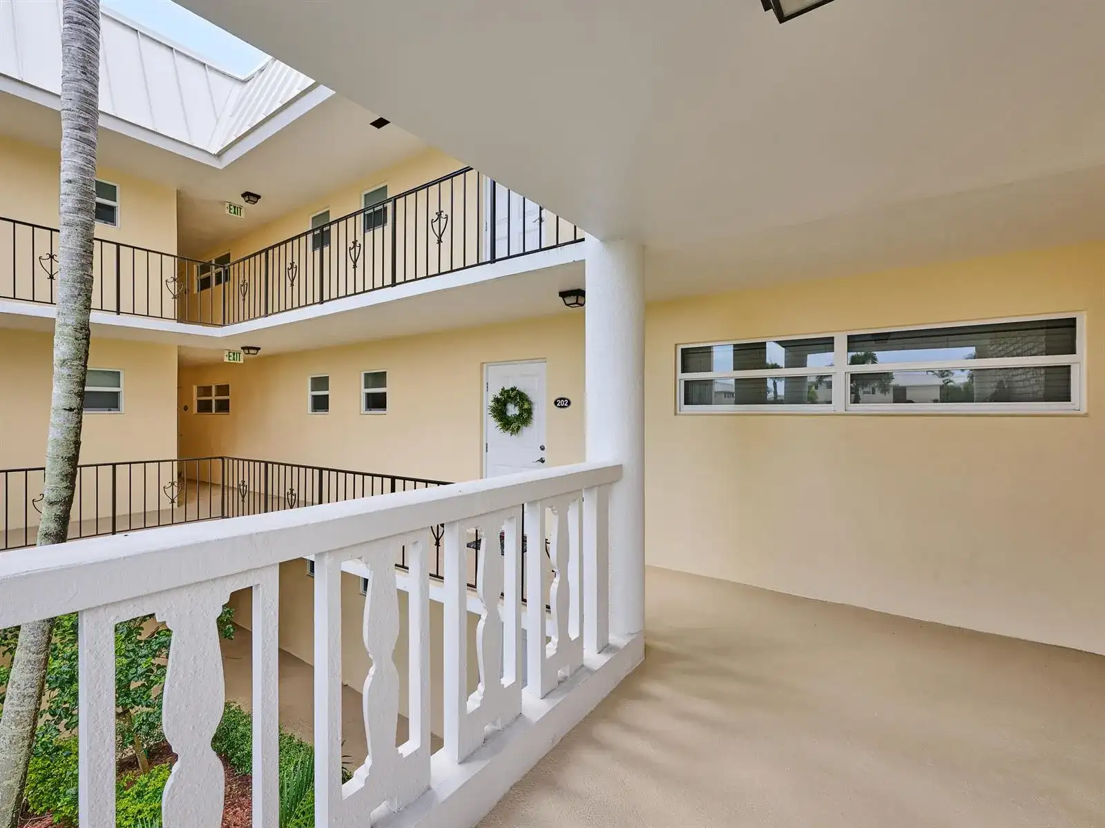 12 Colonial Club Drive # 202, Boynton Beach FL 33435 photo 4