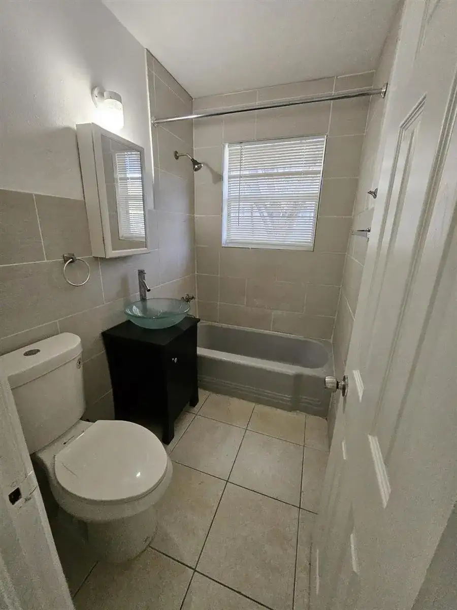 2032 NE 168th Street # 1, North Miami Beach FL 33162 photo 3