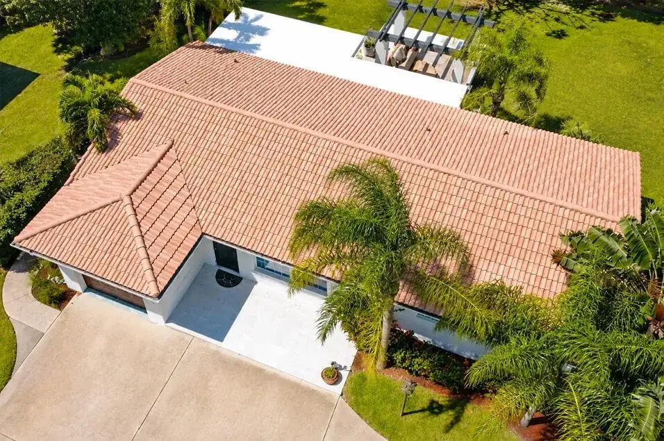2031 Pleasant Drive, Juno Beach FL 33408 photo 2