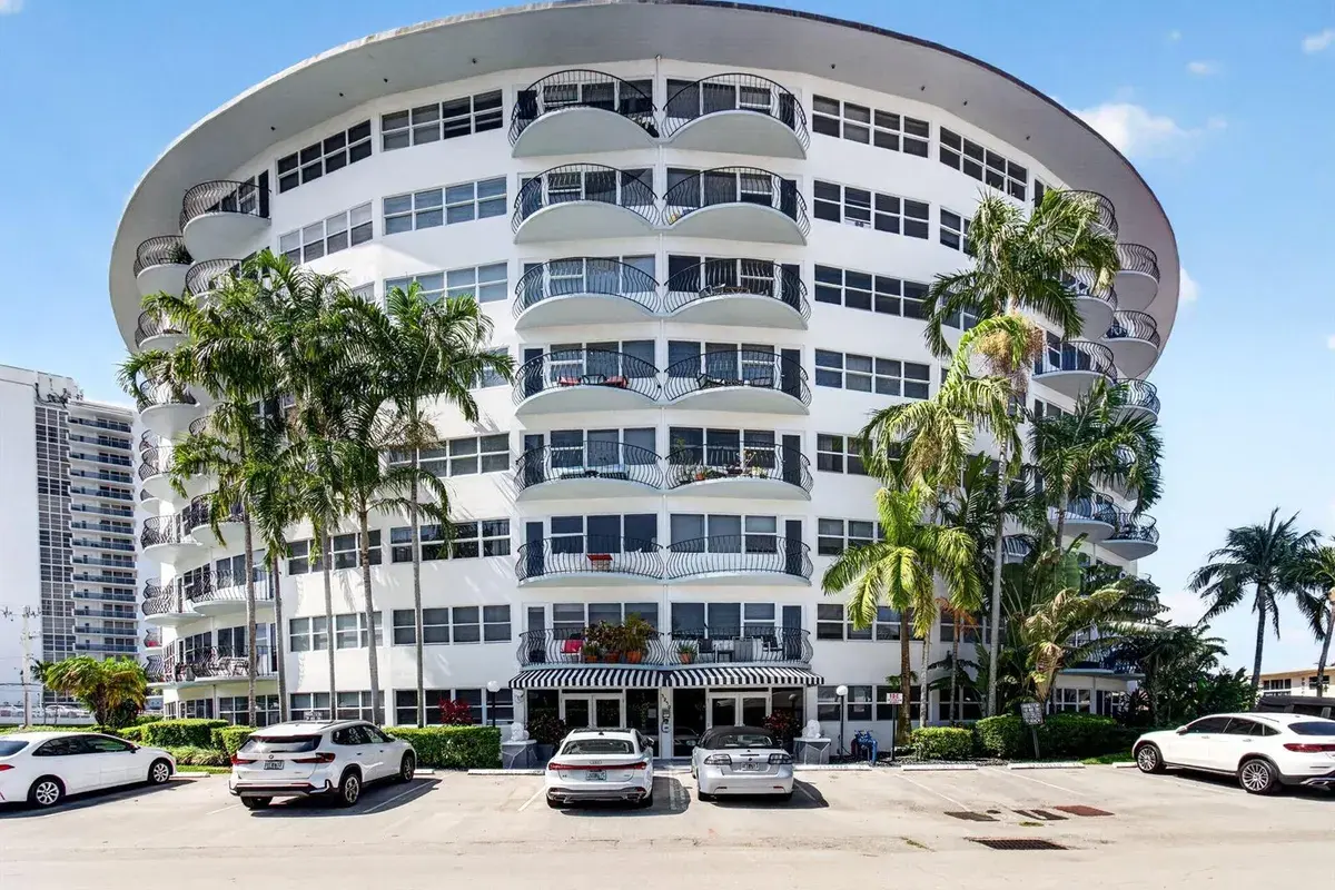 3250 NE 28th Street Unit 302, Fort Lauderdale FL 33308