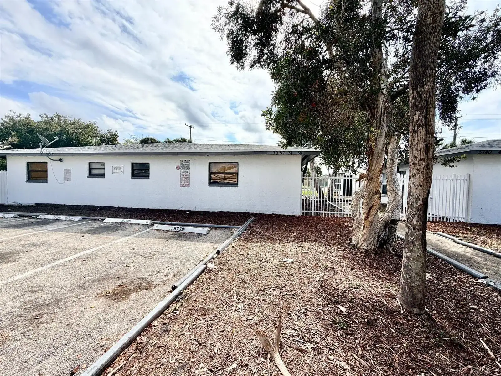 5730 NW 27th Court, Lauderhill FL 33313 photo 4