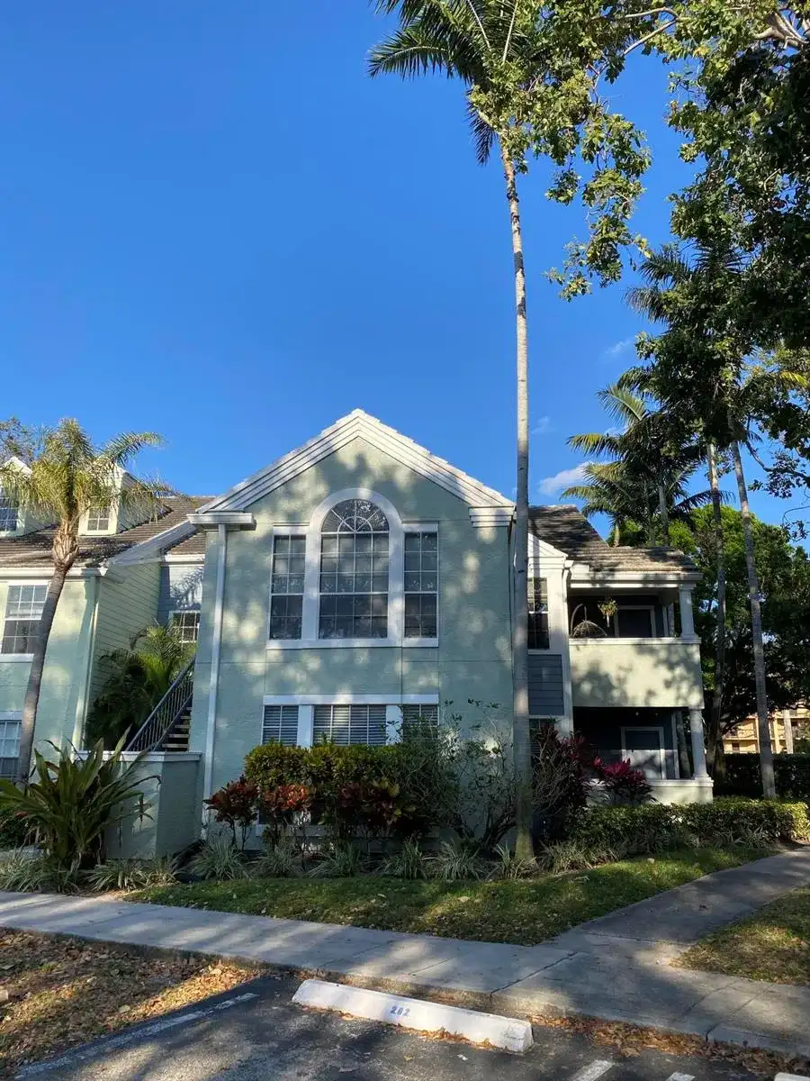 1020 Crystal Way # H, Delray Beach FL 33444