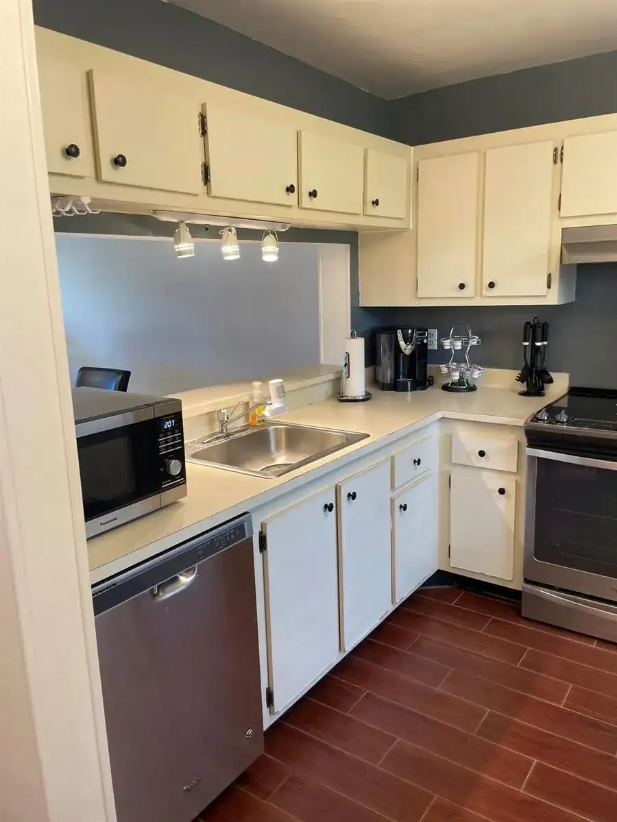 4598 Lucerne Lakes Boulevard E # 101, Lake Worth FL 33467 photo 5