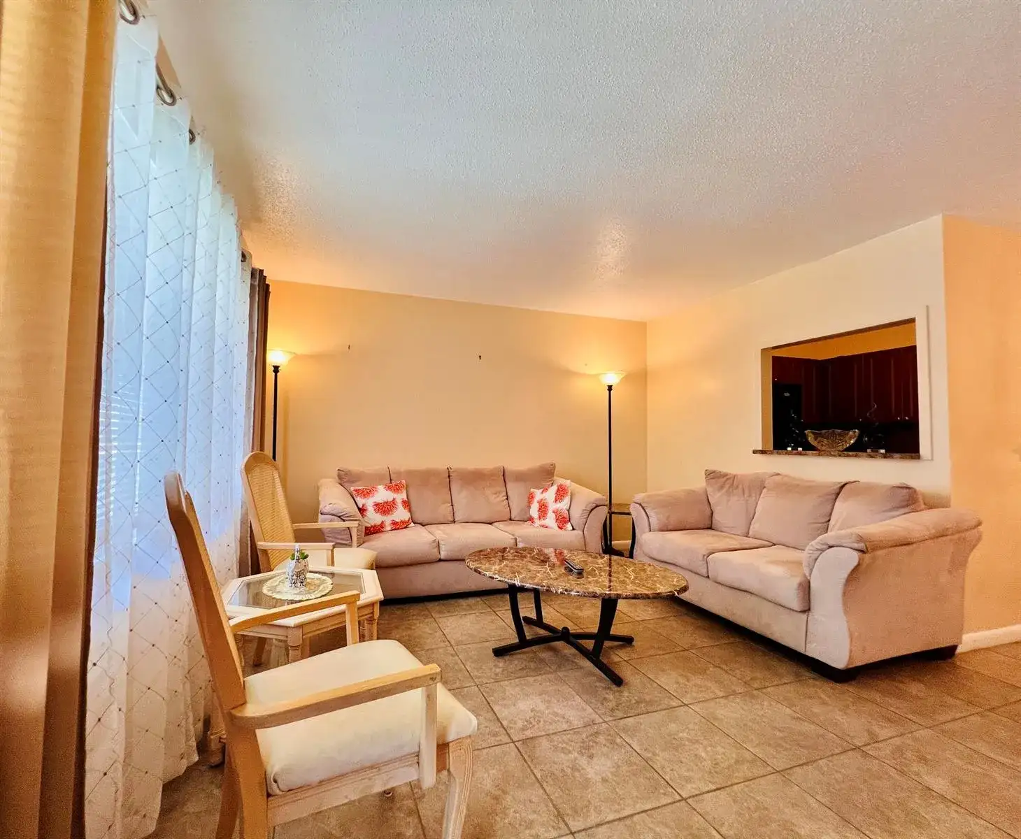 142 Cambridge F, West Palm Beach FL 33417 photo 4