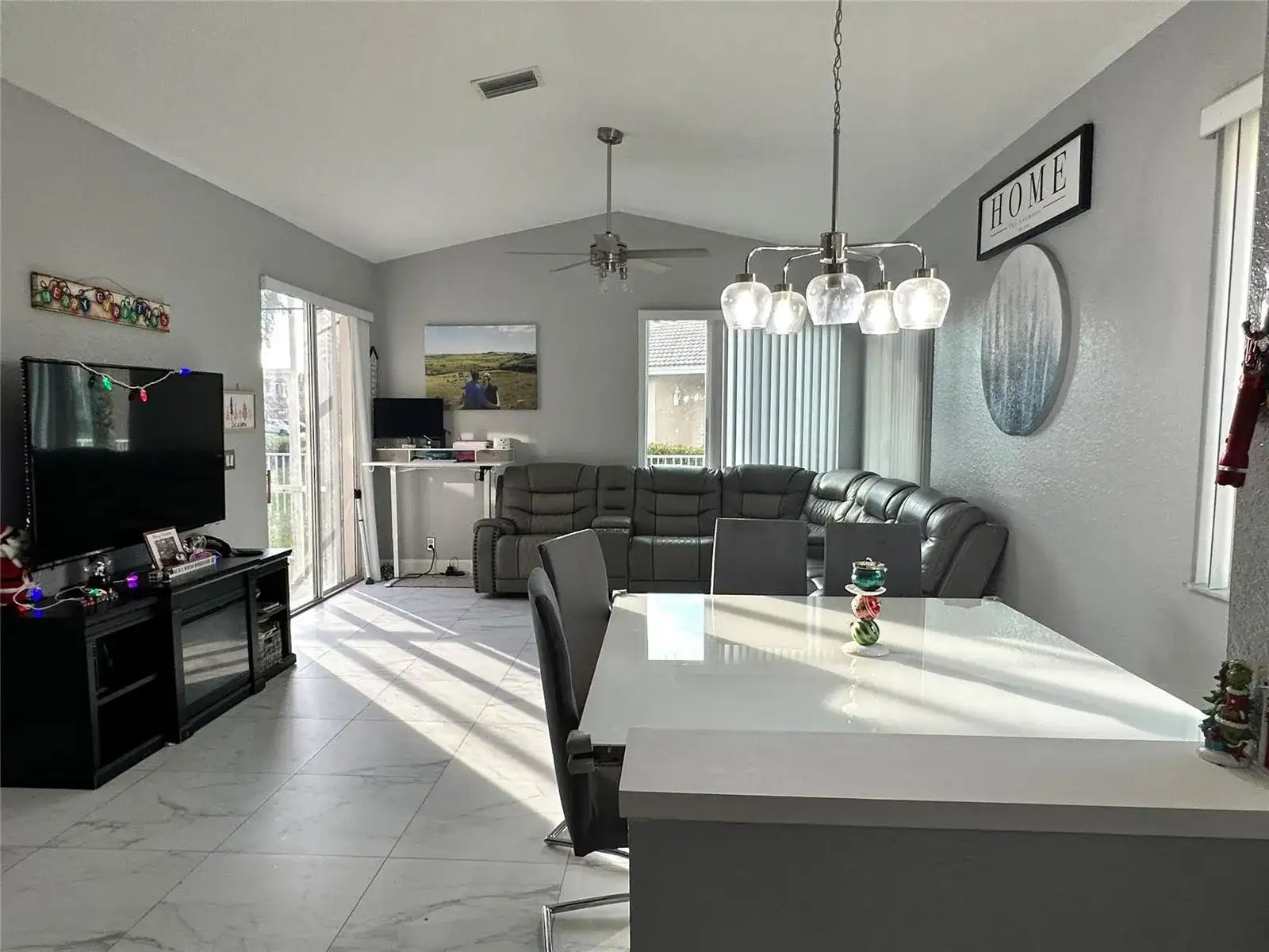 1102 SW 158th Avenue, Pembroke Pines FL 33027 photo 4
