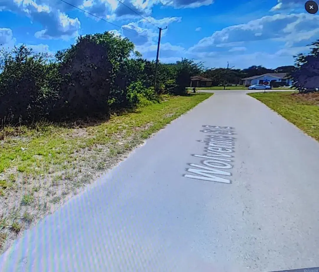 810 E Wolverine Street E, Lehigh Acres FL 33974