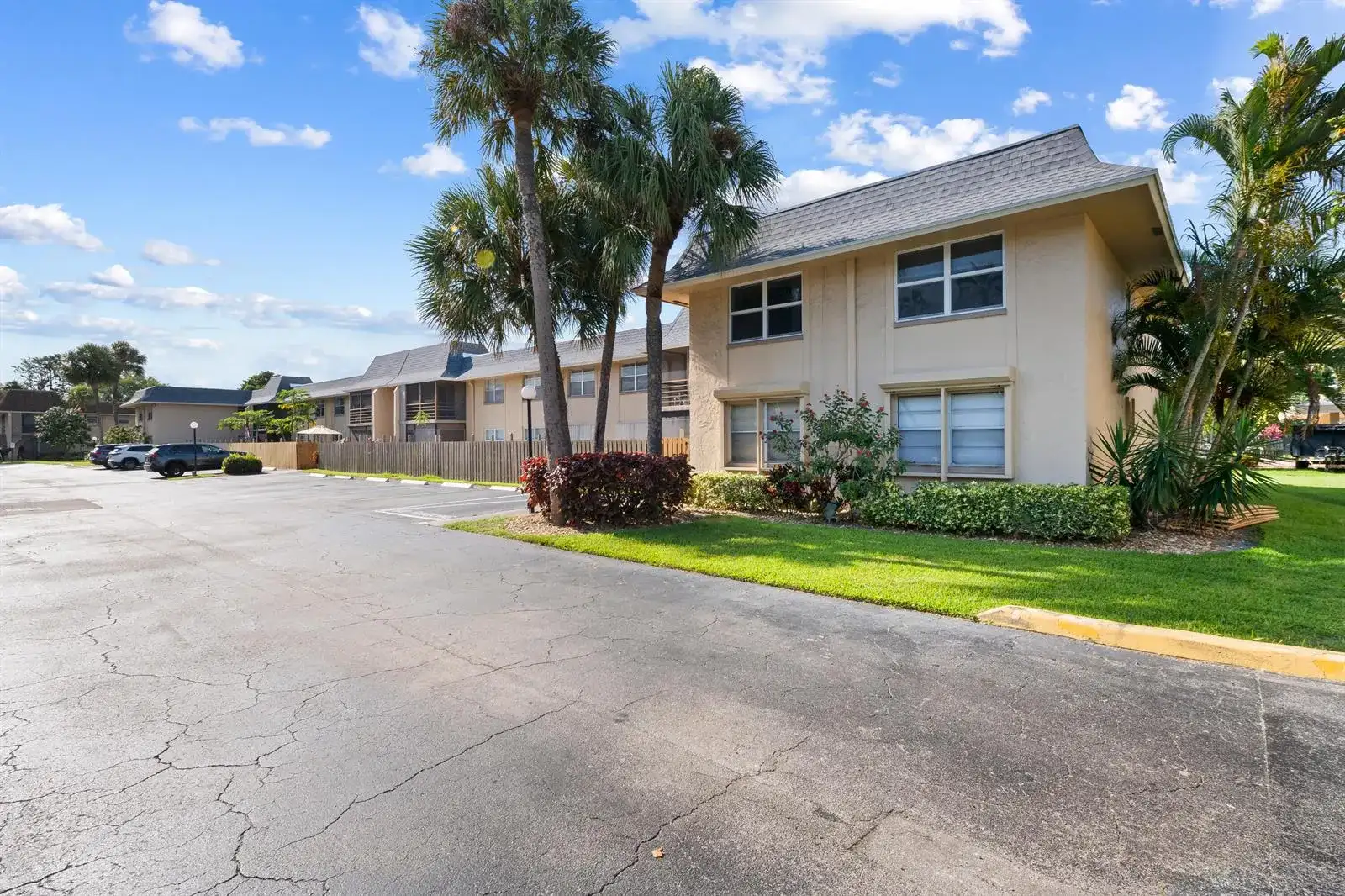 1231 NW 13th Street # 470f, Boca Raton FL 33486 photo 2