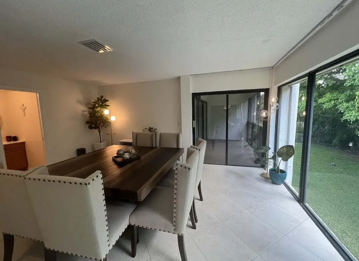 1639 Embassy Drive # 202, West Palm Beach FL 33401 photo 5