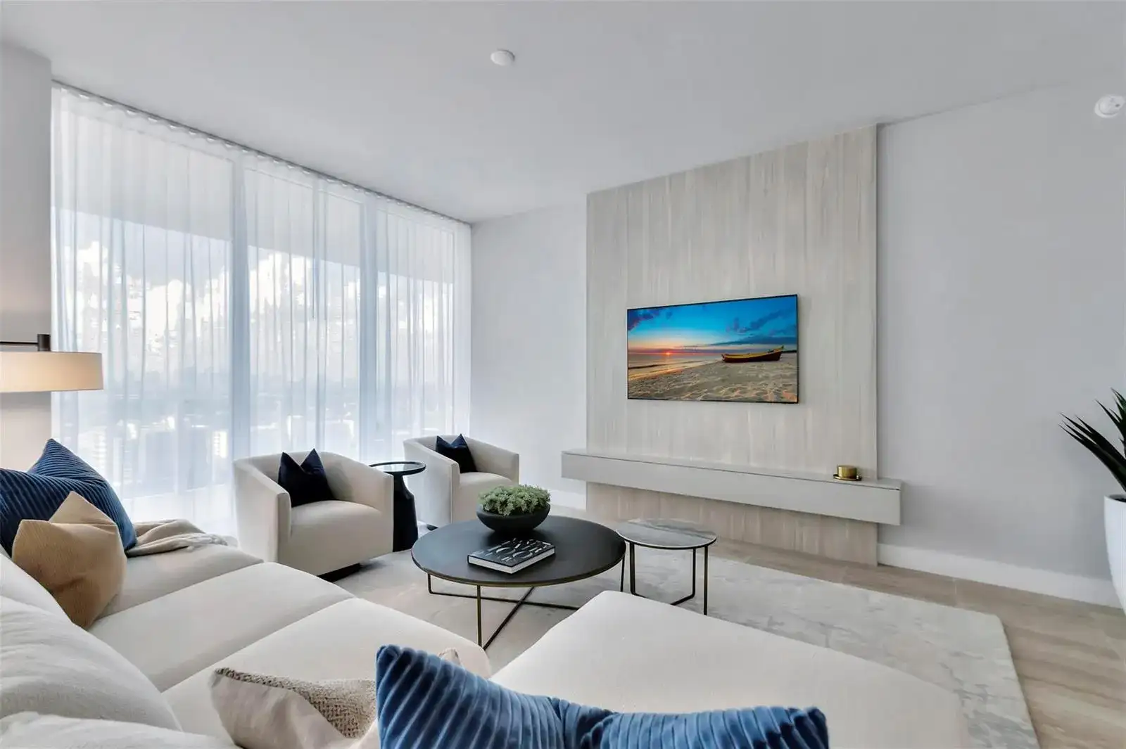 525 N Fort Lauderdale Beach Boulevard # 1903, Fort Lauderdale FL 33304 photo 4