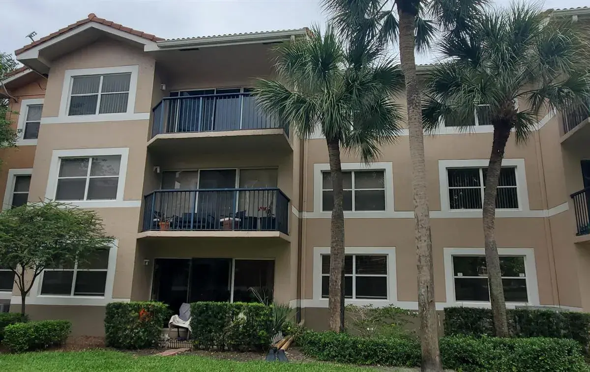9033 Wiles Road # 308, Coral Springs FL 33067
