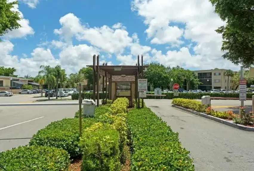 8015 SW 107th Avenue SW # 218, Miami FL 33173 photo 3