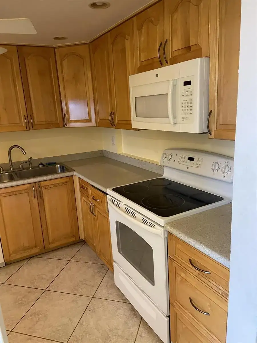3090 Holiday Springs Boulevard # 310, Margate FL 33063 photo 5