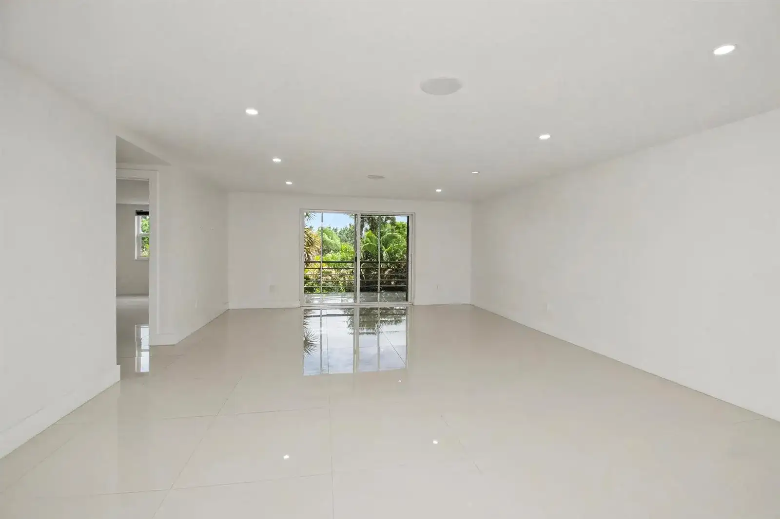 10110 Boca Entrada Blvd # 305, Boca Raton FL 33428 photo 2