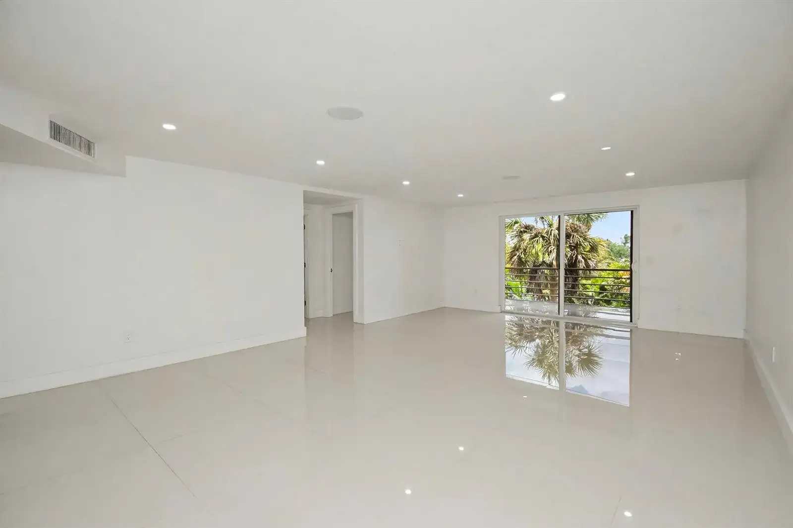 10110 Boca Entrada Blvd # 305, Boca Raton FL 33428 photo 3