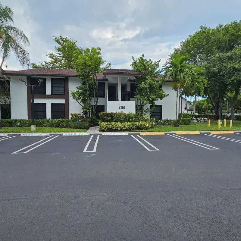 204 Lake Pointe Drive # 107, Oakland Park FL 33309