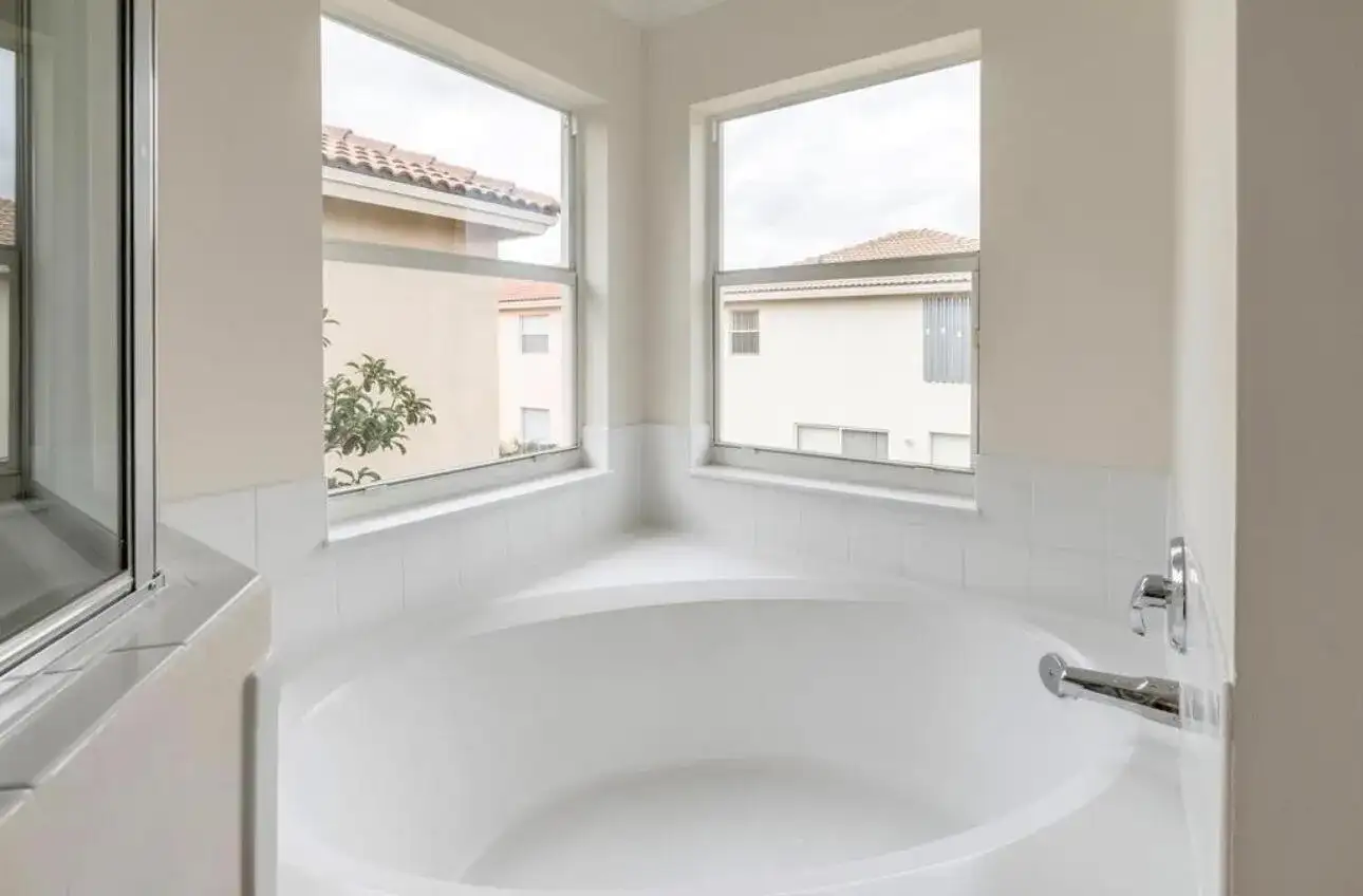 4147 Meade Way, West Palm Beach FL 33409 photo 4