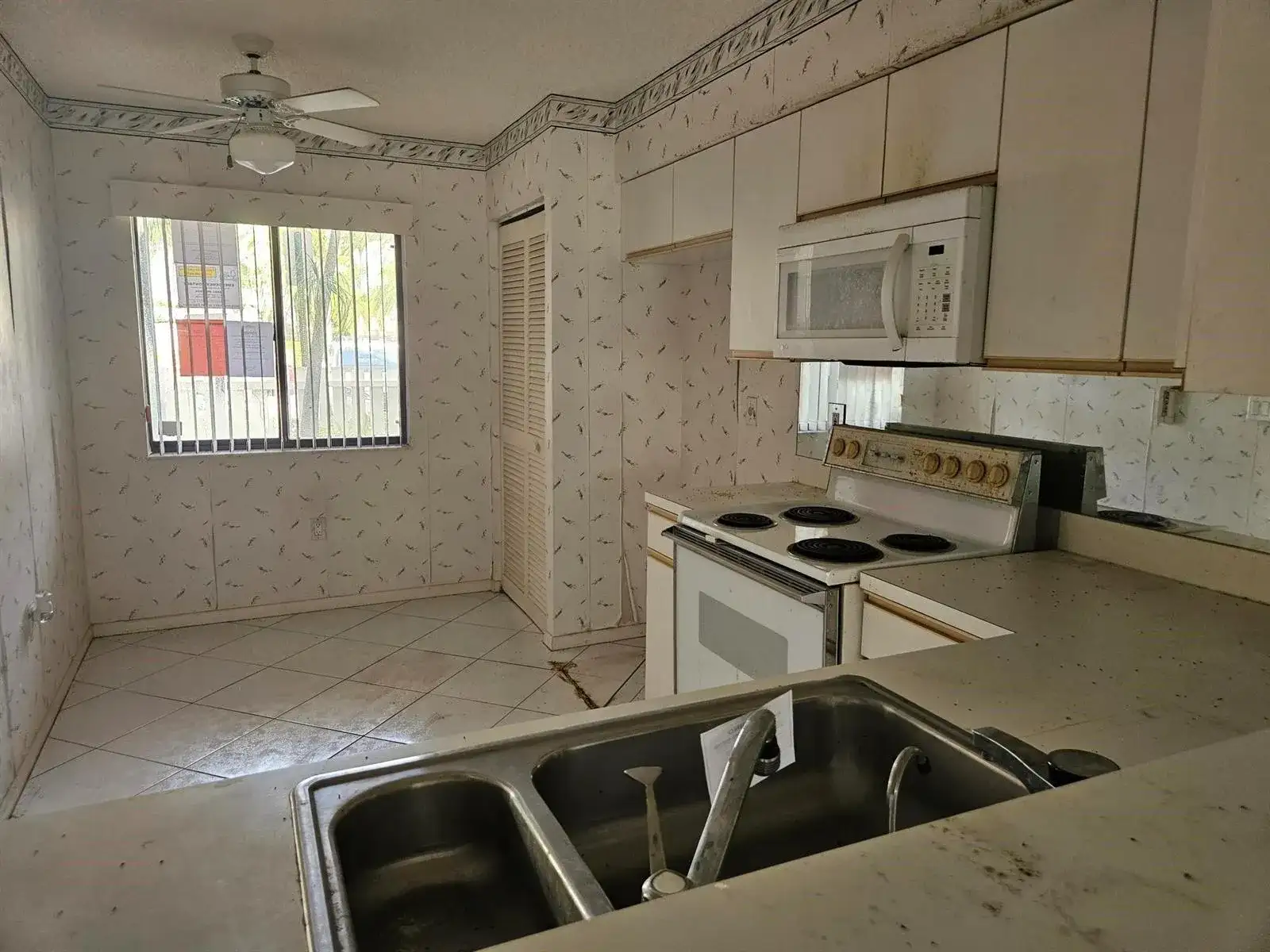 6065 Pointe Regal Circle # 105, Delray Beach FL 33484 photo 4