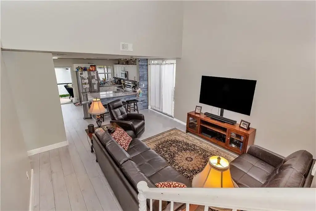 9812 NW 9th Court, Plantation FL 33324 photo 5