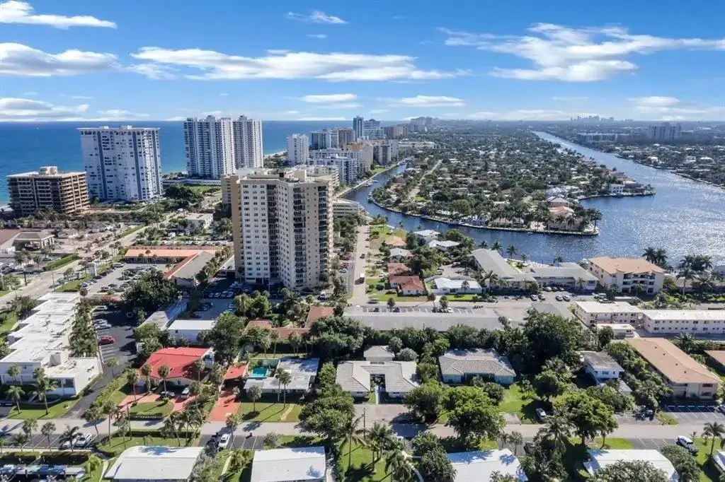 3218 SE 11th Street # B, Pompano Beach FL 33062