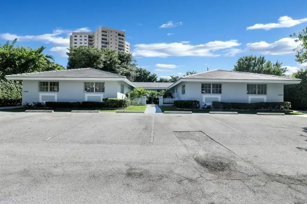 3218 SE 11th Street # B, Pompano Beach FL 33062 photo 2