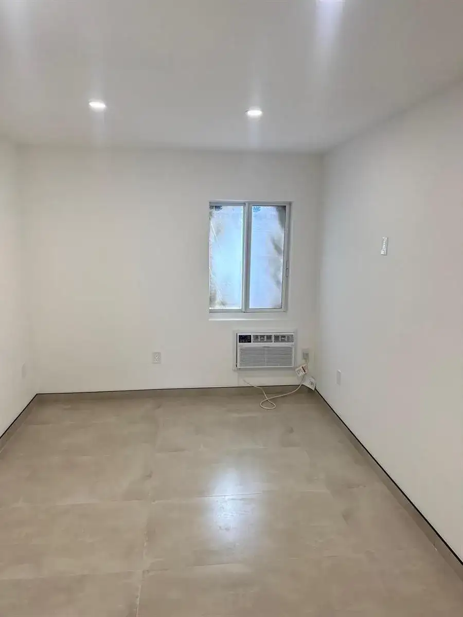 1235 Normandy Drive # 10, Miami Beach FL 33141 photo 3