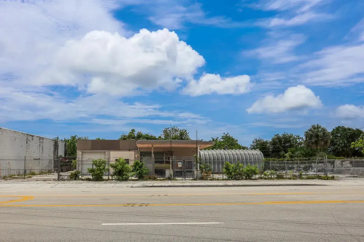 1620 S Dixie Highway, Pompano Beach FL 33060