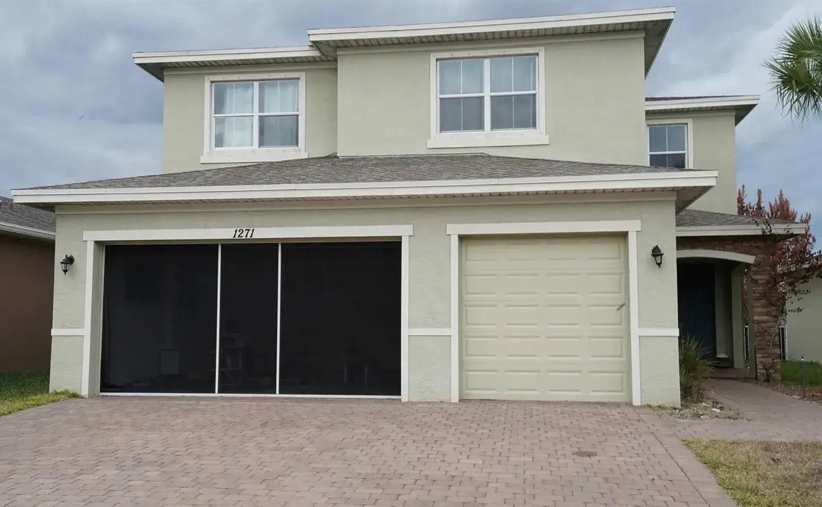 1271 NW Leonardo Circle, Port St. Lucie FL 34986