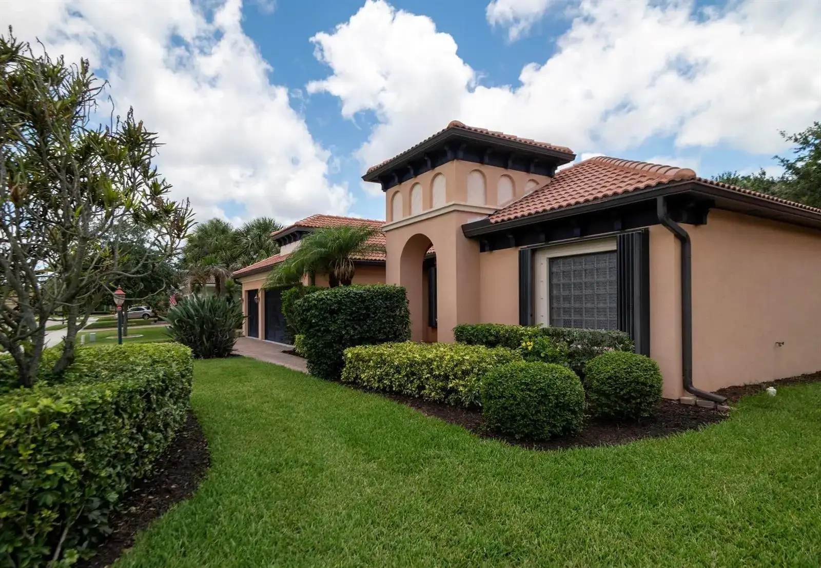 2295 NW Diamond Creek Way, Jensen Beach FL 34957 photo 4