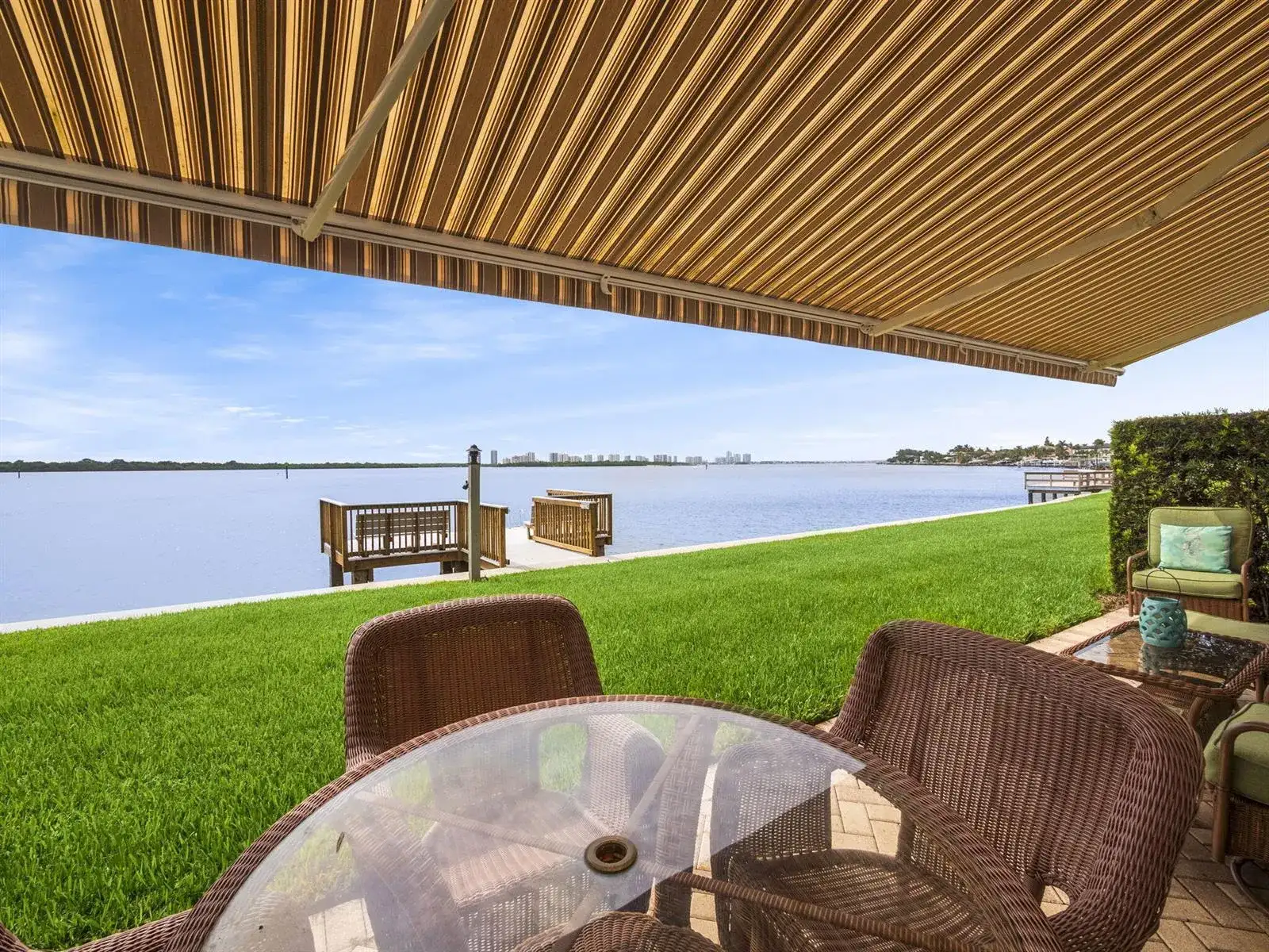 52 Yacht Club Drive # 103, North Palm Beach FL 33408 photo 3