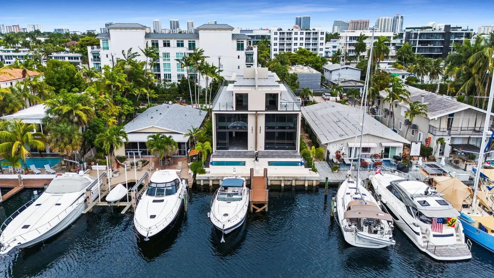 323 Hendricks Isle, Fort Lauderdale FL 33301