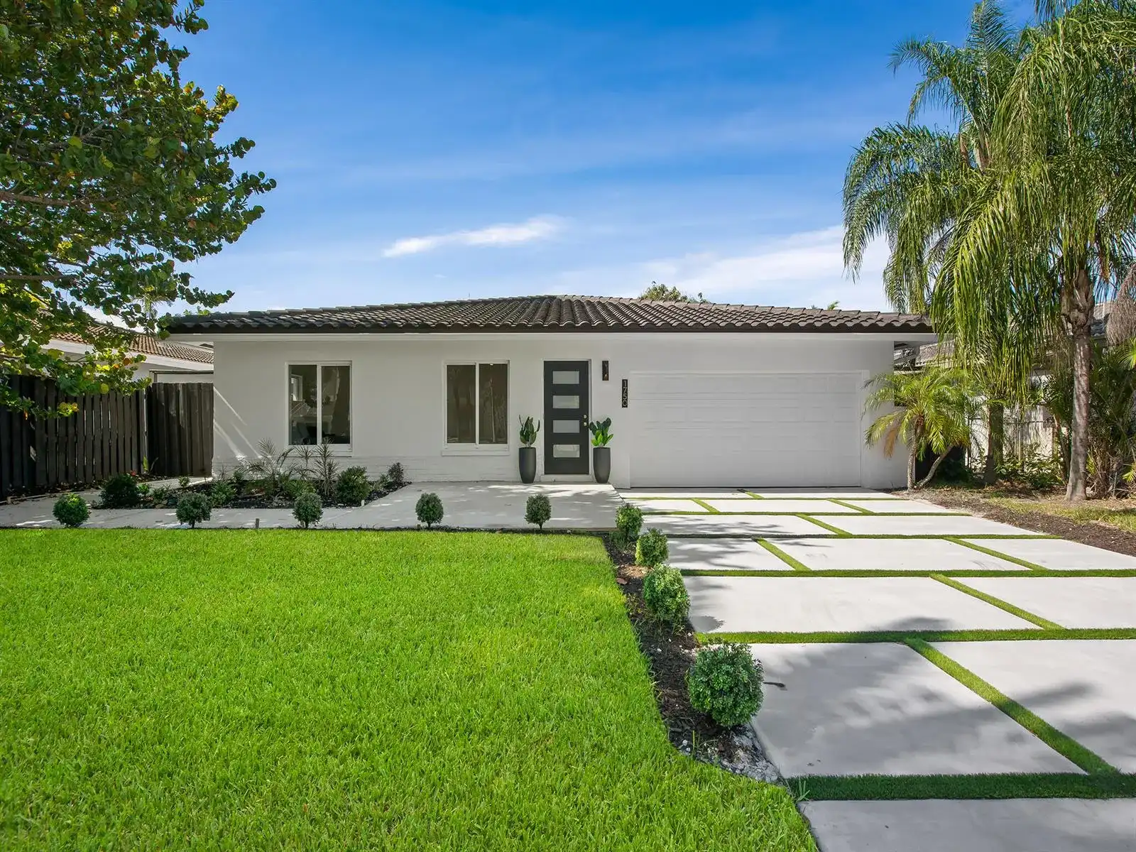 1750 NE 49th Street, Fort Lauderdale FL 33334