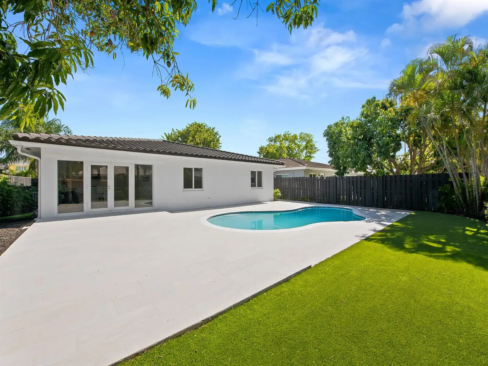 1750 NE 49th Street, Fort Lauderdale FL 33334 photo 2
