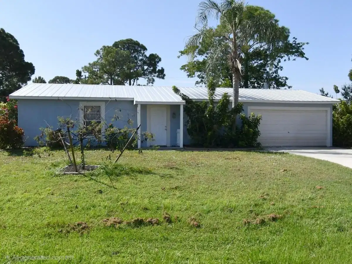 582 NW Sherbrooke Avenue, Port St. Lucie FL 34983