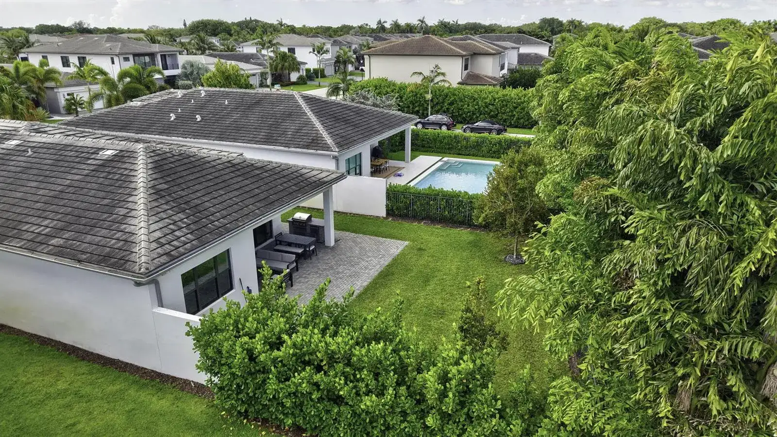 8544 Apple Falls Lane, Boca Raton FL 33496 photo 4