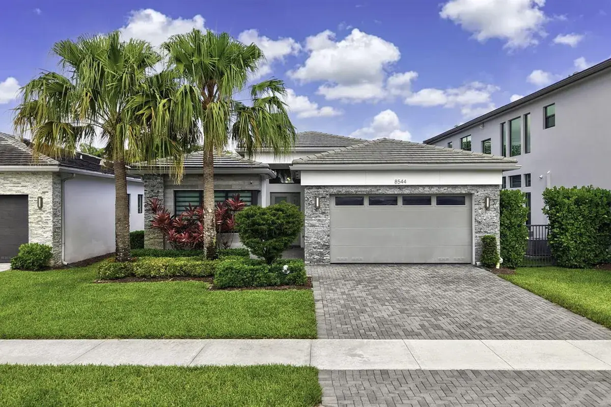 8544 Apple Falls Lane, Boca Raton FL 33496