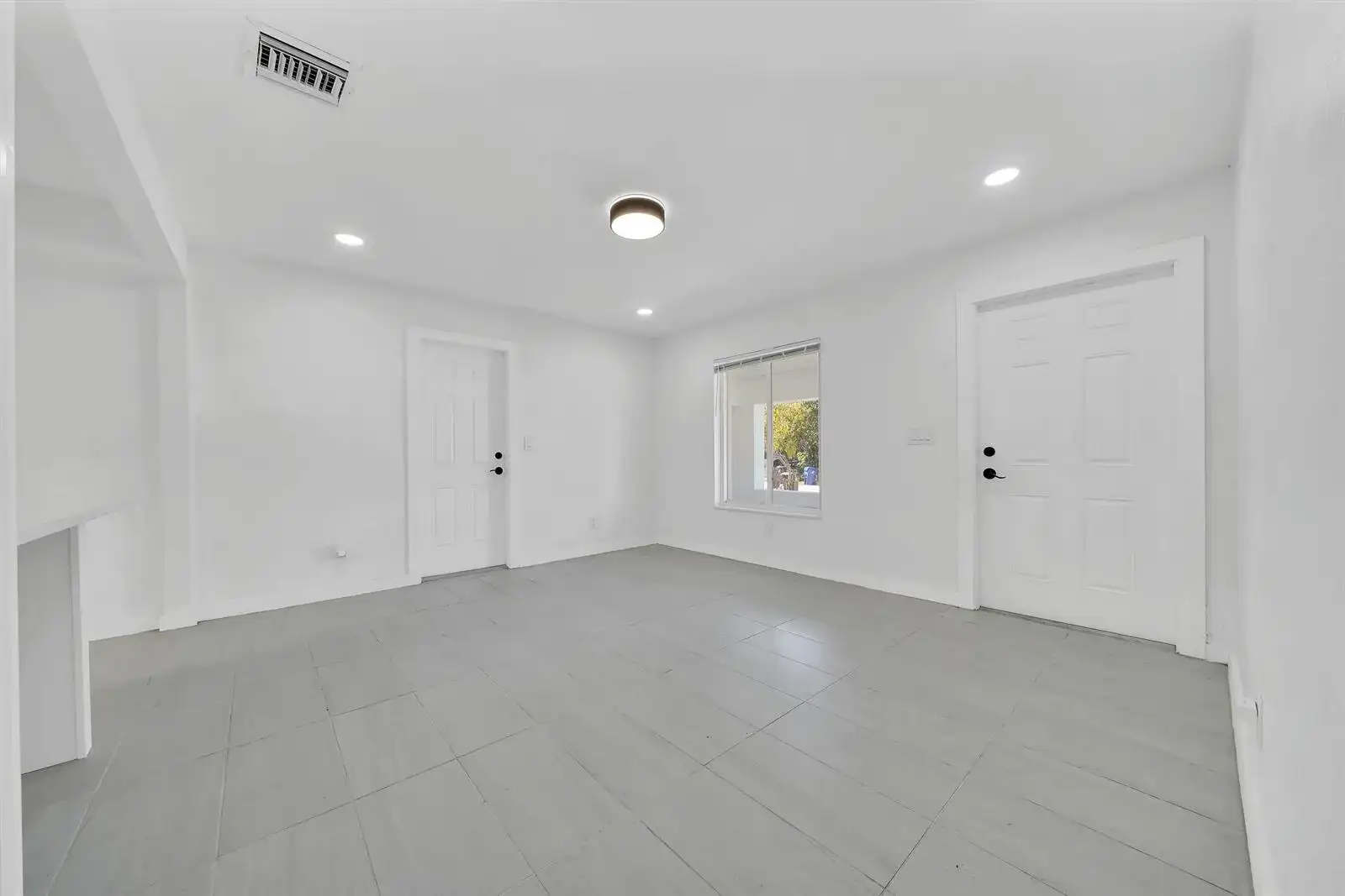 1108 NE 16th Street, Fort Lauderdale FL 33304 photo 5