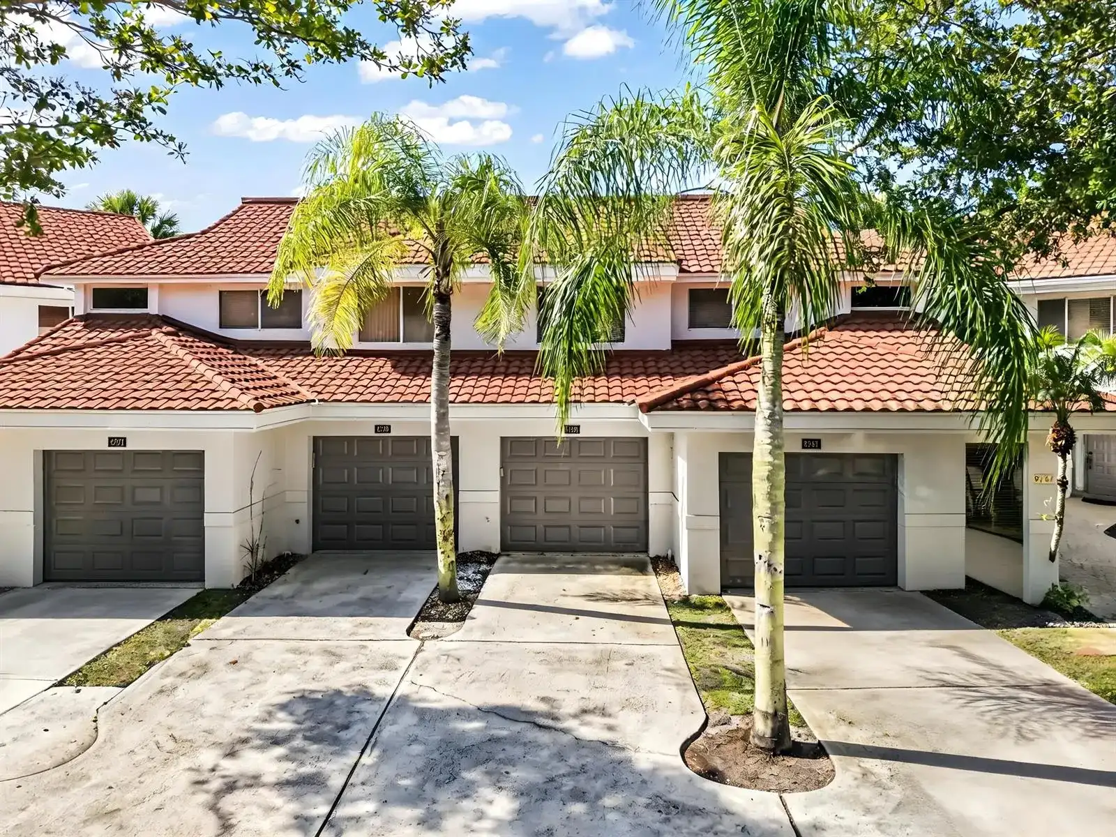 9265 NW 9th Court, Plantation FL 33324
