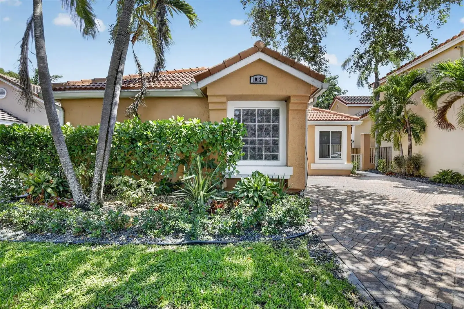 10124 NW 4th Street, Plantation FL 33324 photo 5