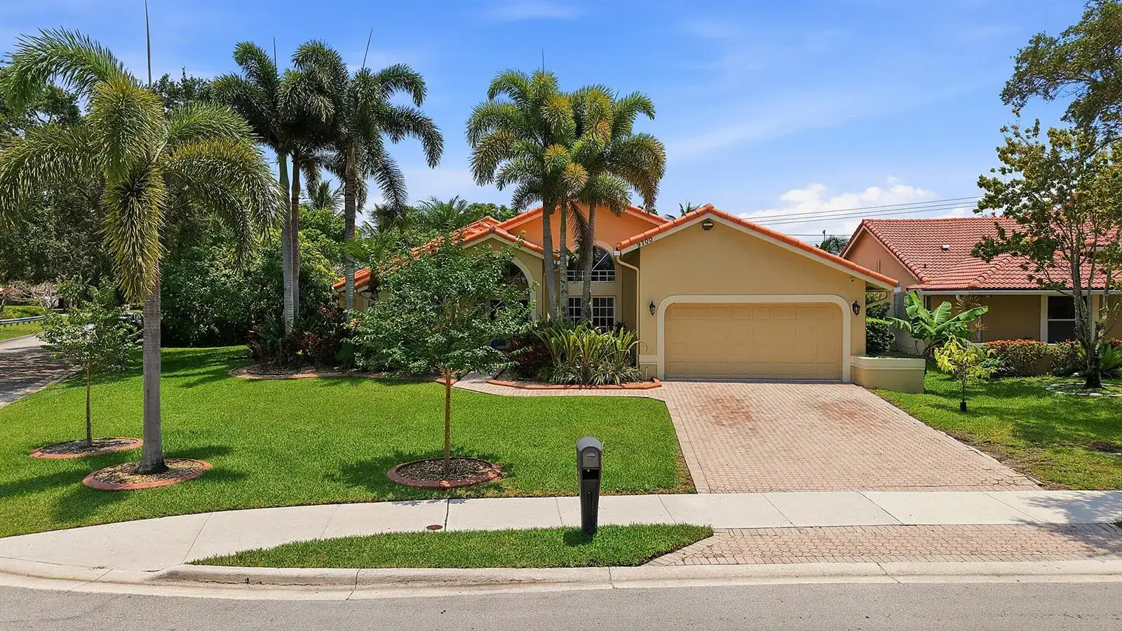 9700 NW 48th Drive, Coral Springs FL 33076 photo 4