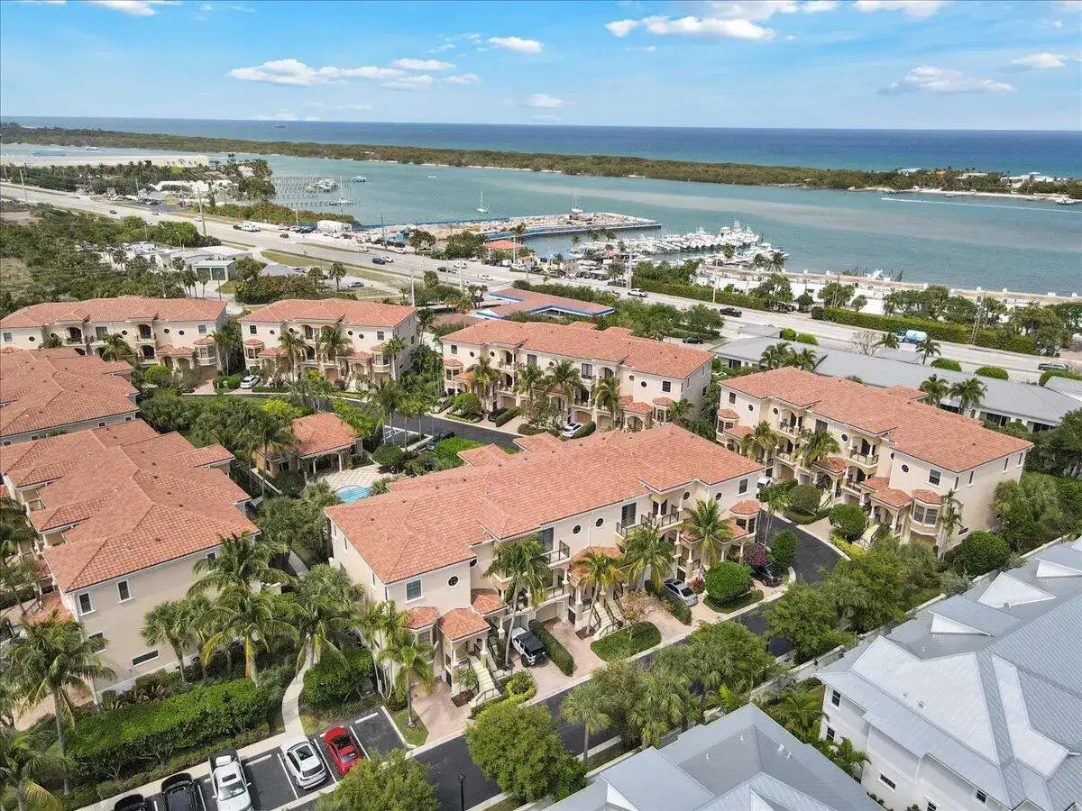 502 Del Sol Circle, Tequesta FL 33469 photo 2