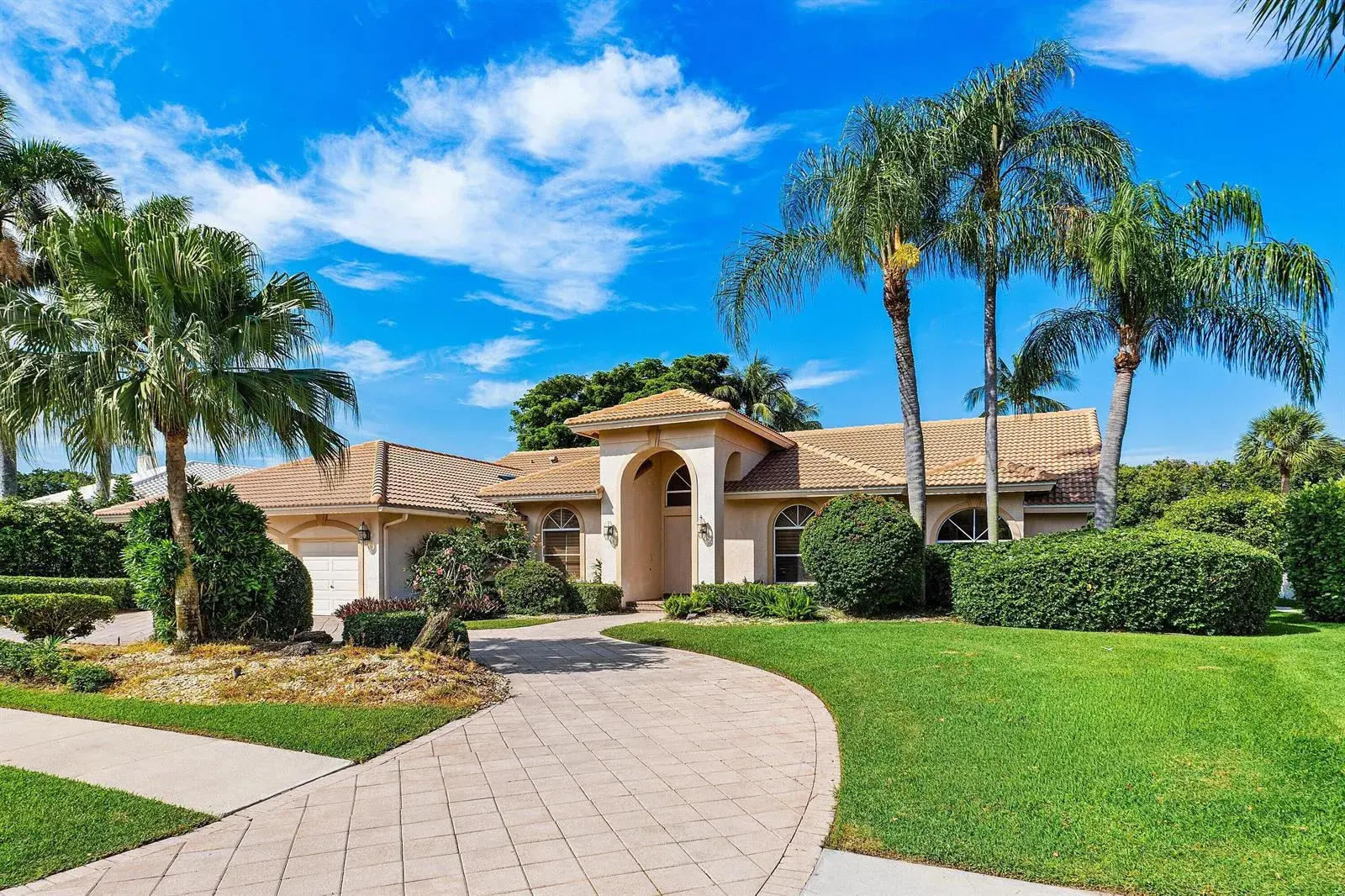 17571 Bocaire Way, Boca Raton FL 33487