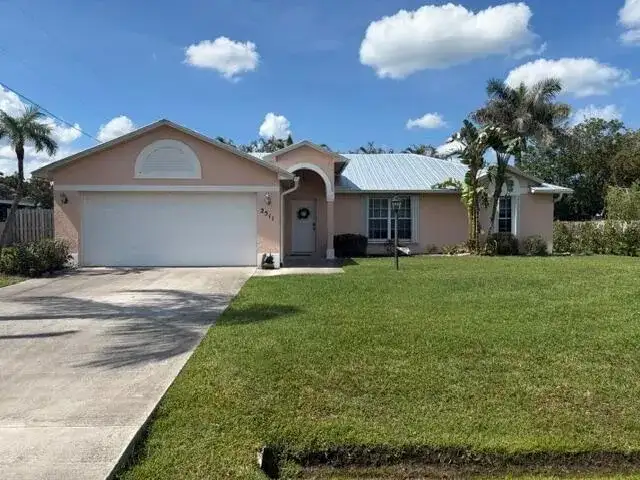 2511 SE Jason Avenue, Port St. Lucie FL 34952 photo 2