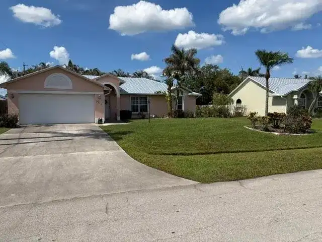 2511 SE Jason Avenue, Port St. Lucie FL 34952 photo 3